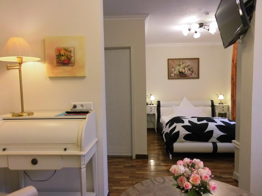 Aparthotel Guzulka & Restaurant 베를린 외부 사진