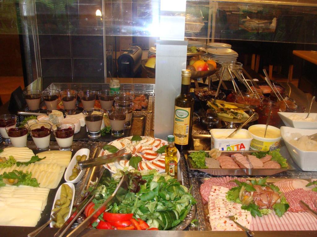 Aparthotel Guzulka & Restaurant 베를린 외부 사진