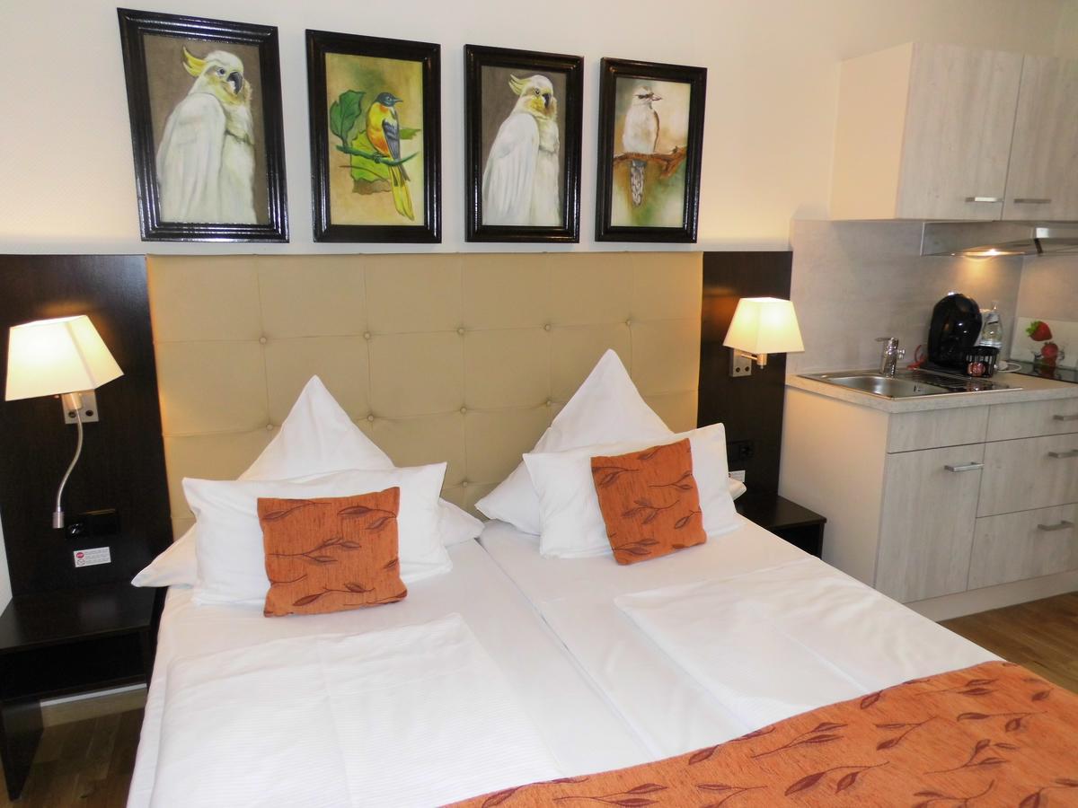 Aparthotel Guzulka & Restaurant 베를린 외부 사진